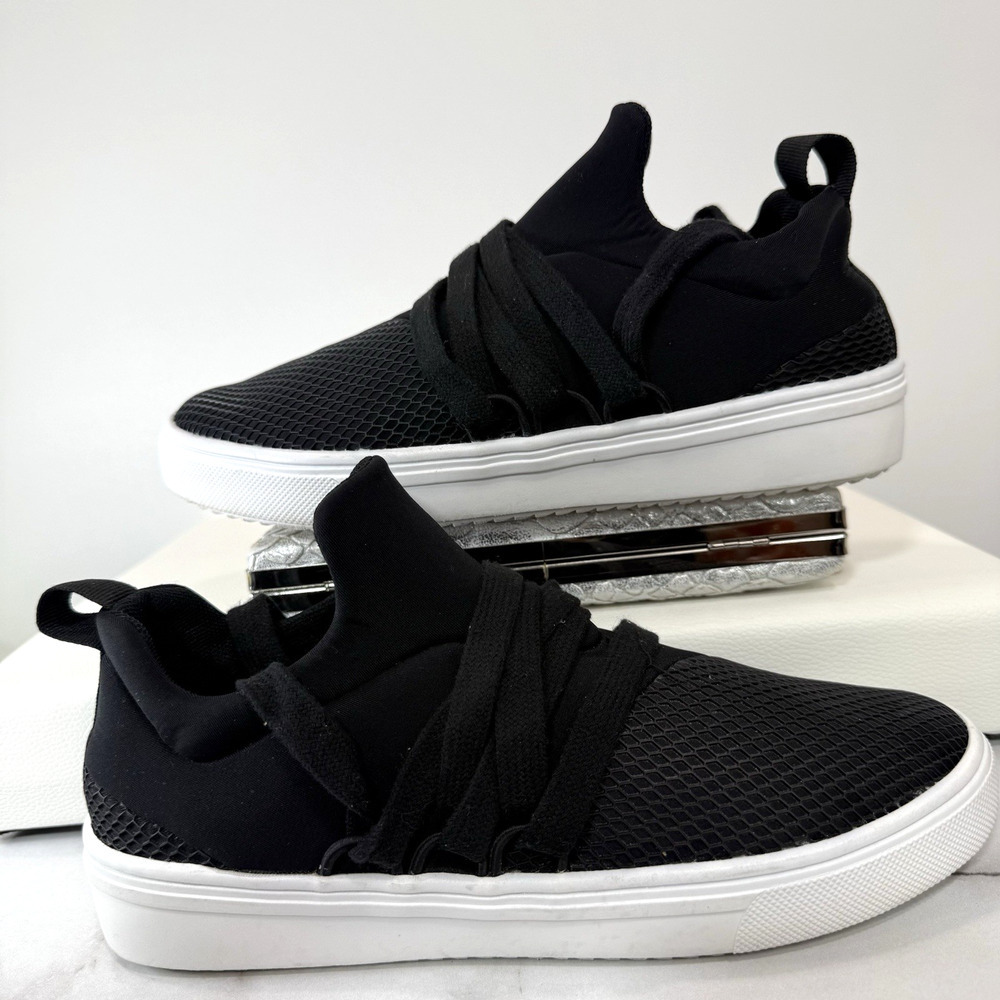 Steve Madden Shoes Women's Size 6.5M Black Pull On Lace Up Comfort Sneakers